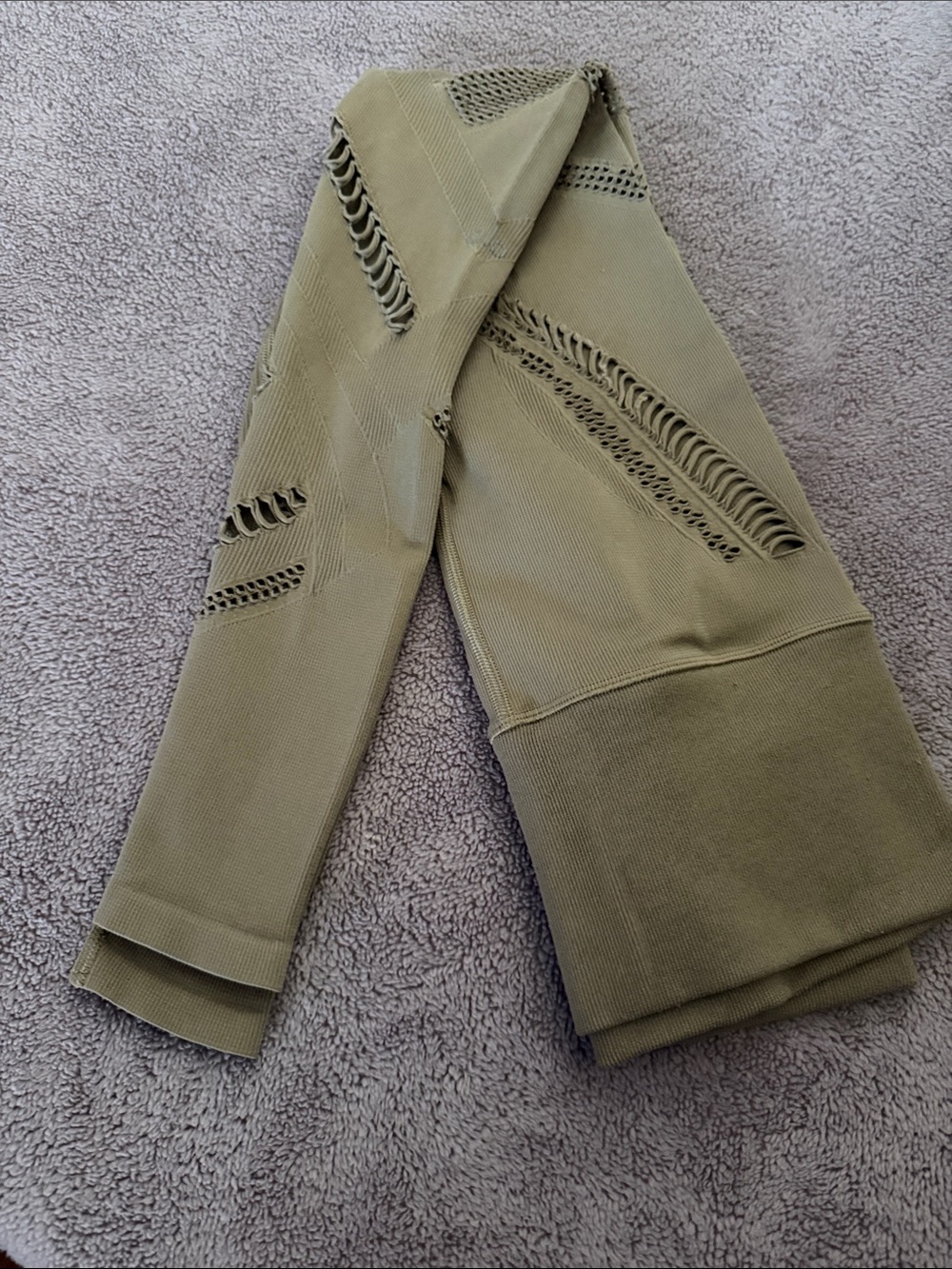 ALO Yoga Olive Green Cut Out Design Leggings